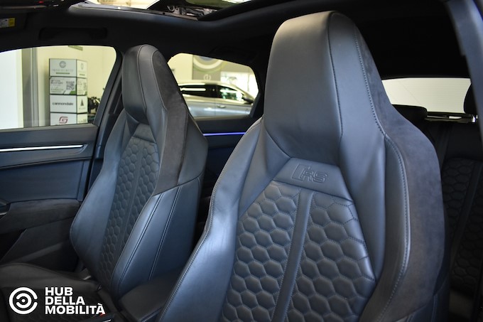 AUDI RS Q3 SPB quattro S tronic